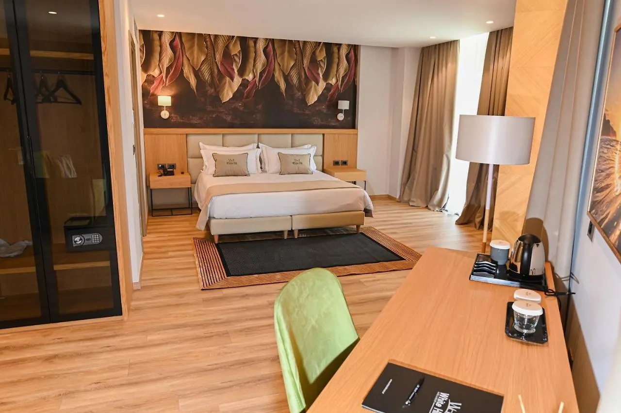 White Hill Hotel, Spa & Conferences Durres 4*,