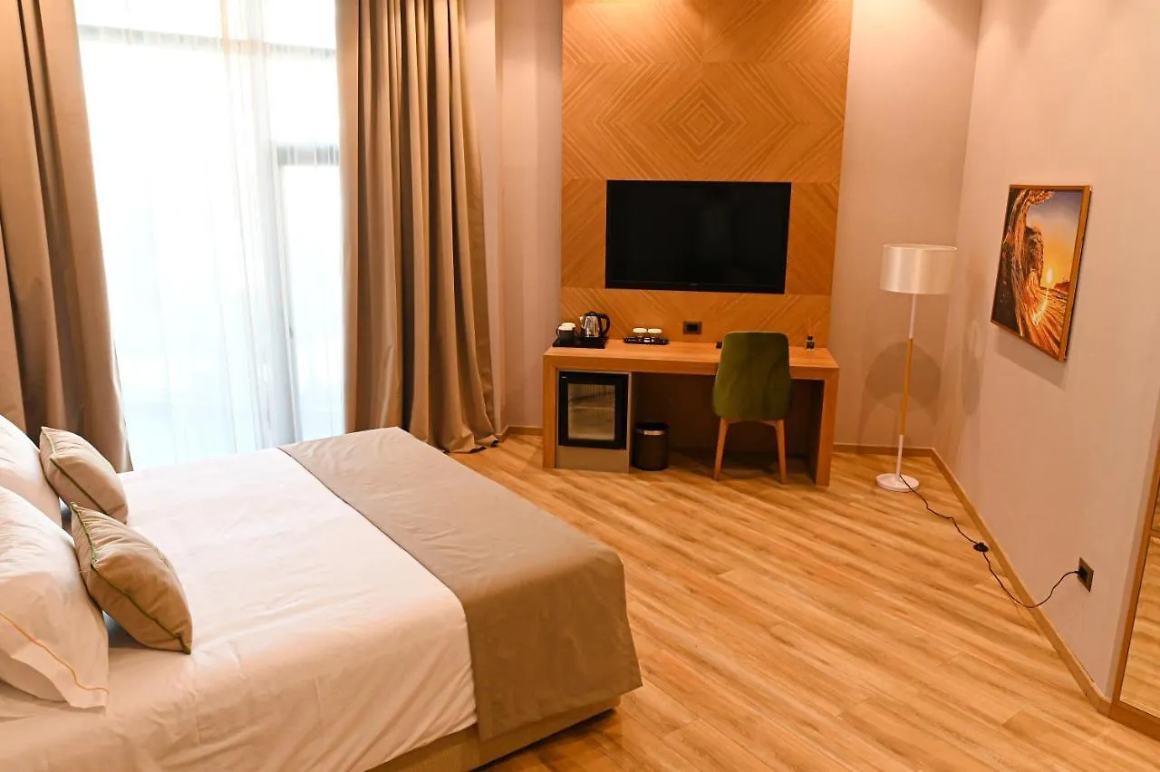 White Hill Hotel, Spa & Conferences Durrës 4*,  Albanien