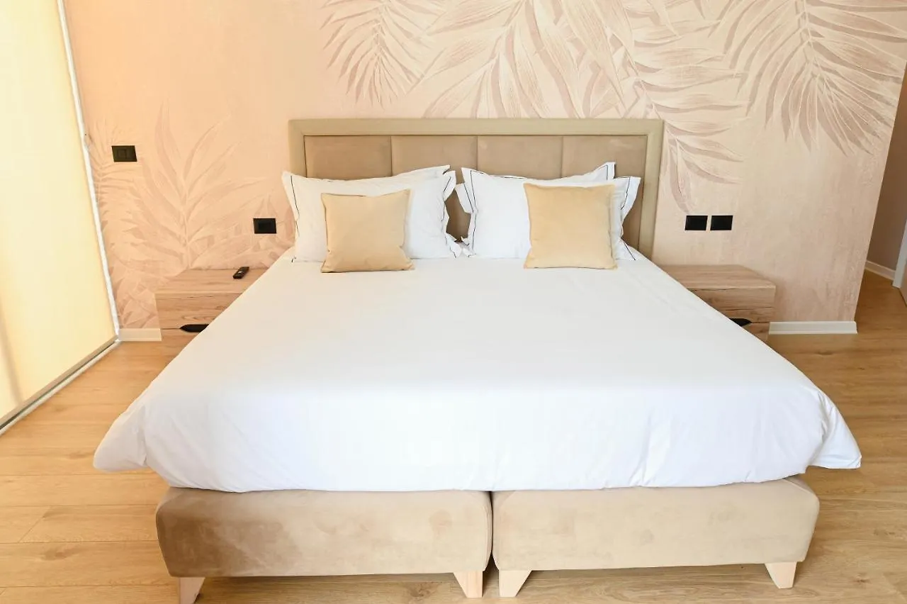 **** Ξενοδοχείο White Hill Hotel, Spa & Conferences Δυρράχιο Αλβανία